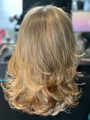 01_0001_mona-salon-02