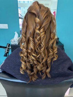 01_0004_mona-salon-05